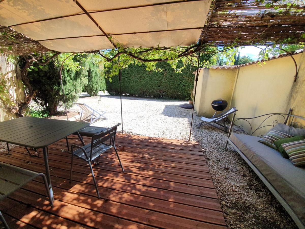 Cote Provence Otel Le Thor Dış mekan fotoğraf