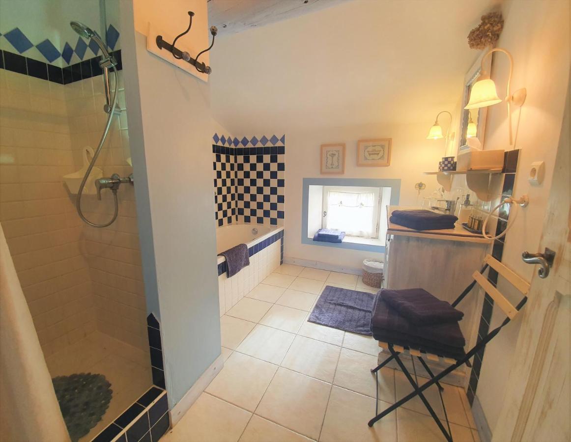 Cote Provence Otel Le Thor Dış mekan fotoğraf