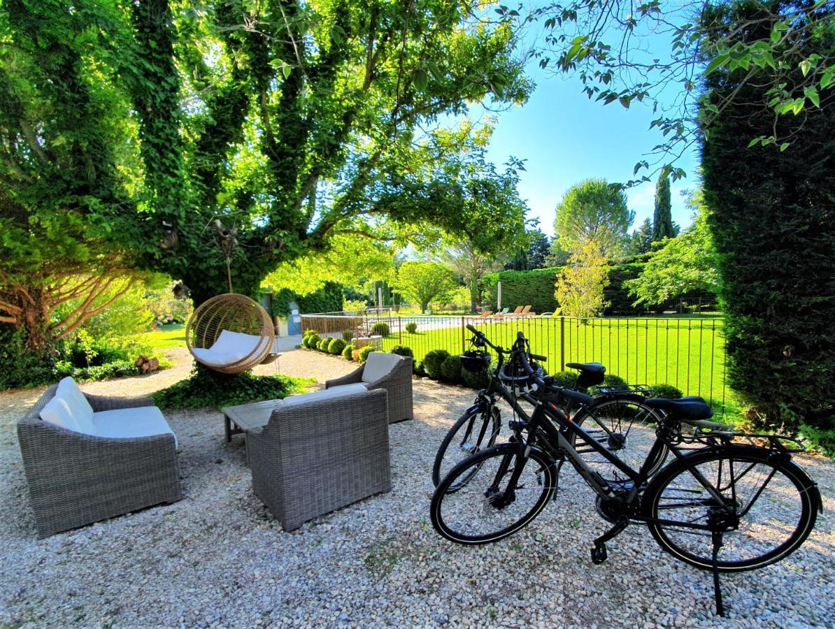Cote Provence Otel Le Thor Dış mekan fotoğraf
