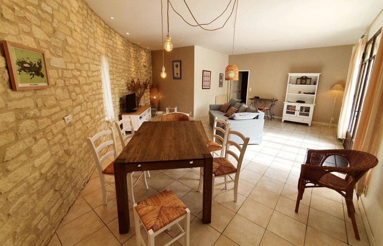 Cote Provence Otel Le Thor Dış mekan fotoğraf
