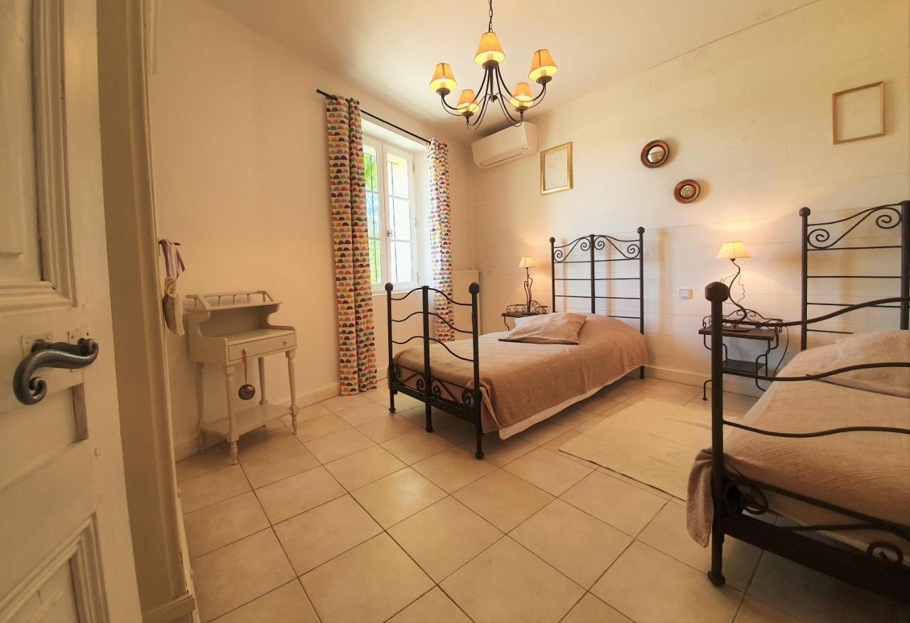 Cote Provence Otel Le Thor Dış mekan fotoğraf
