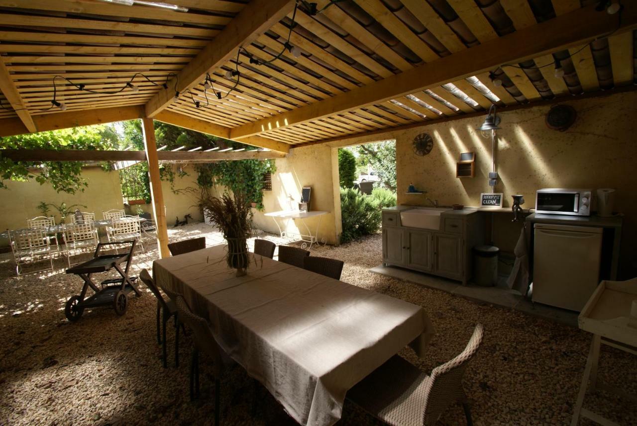 Cote Provence Otel Le Thor Dış mekan fotoğraf