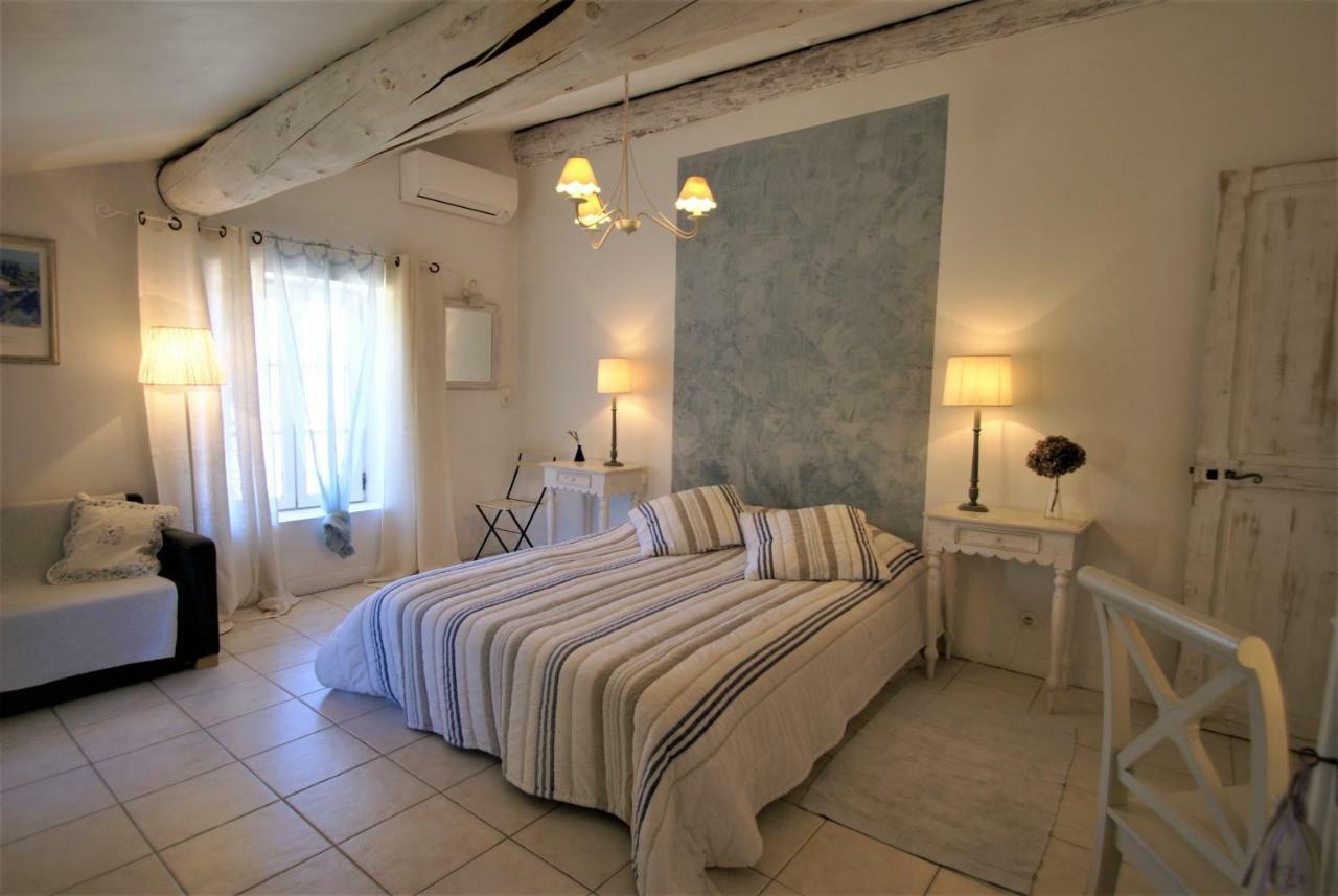 Cote Provence Otel Le Thor Dış mekan fotoğraf